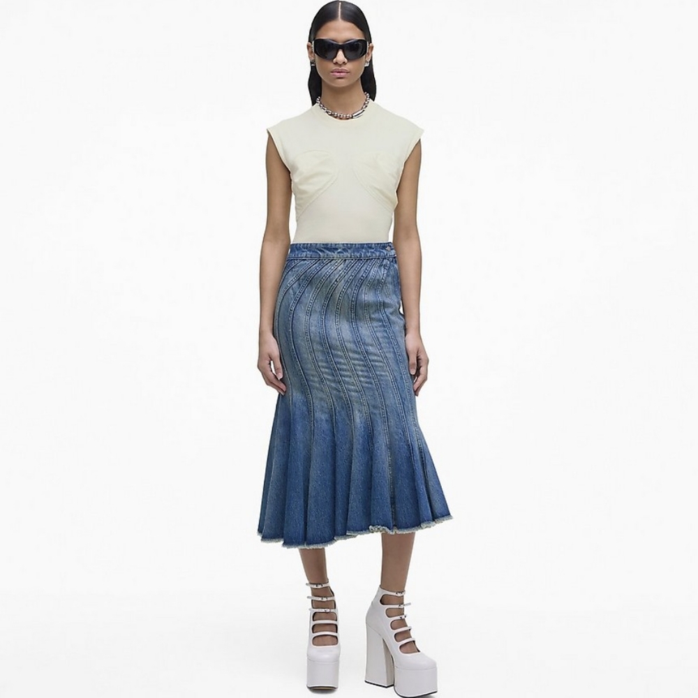 NWT Marc JacobsWave high-waisted denim skirt